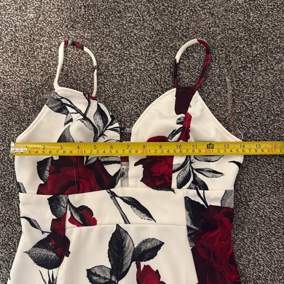 Haute Monde Dress - Picture 5 of 6